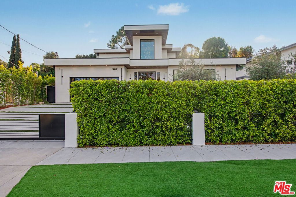 5649 Rawlings Avenue