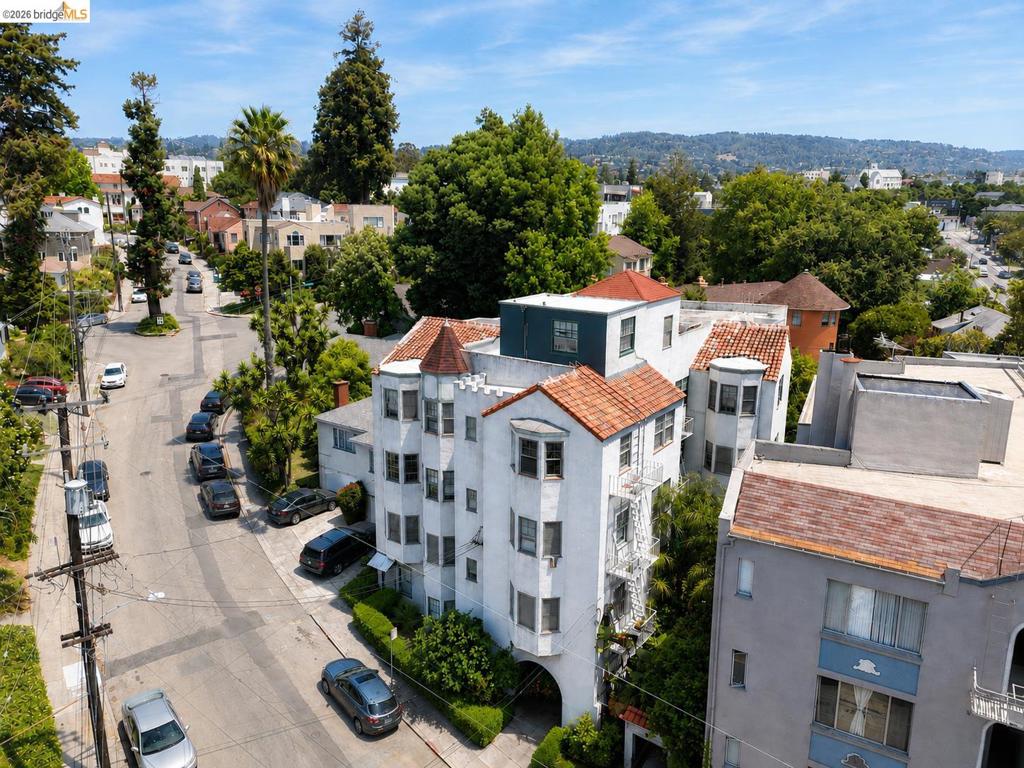 1142 McKinley Ave