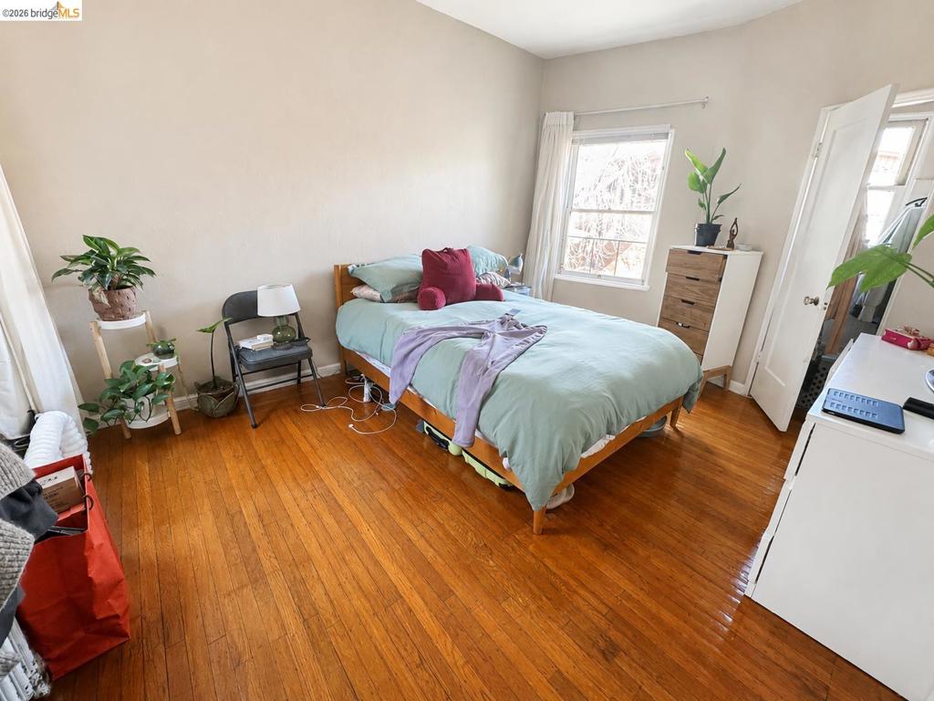 1142 McKinley Ave