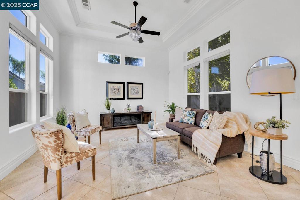 TRILOGY VINEYARDS - Residential