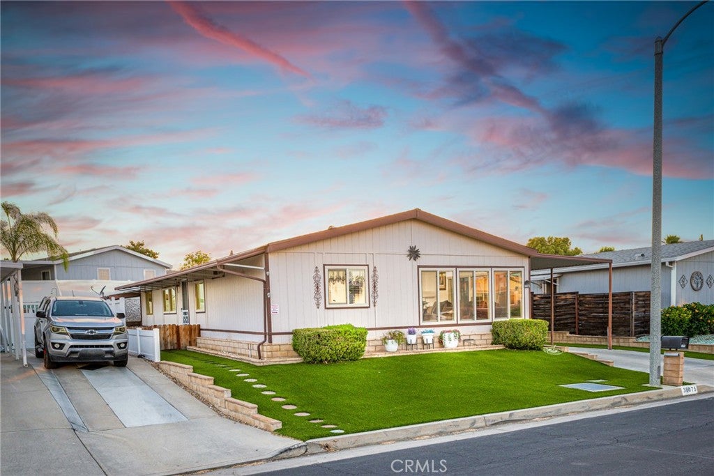 Photo 1 of 30 — 38075 Calle Amigable, Murrieta, CA 92563