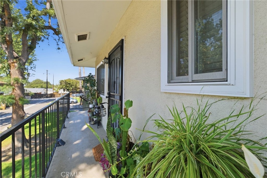 1328 Primrose Street 4
