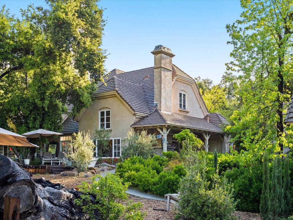 39455 Avenida La Cresta