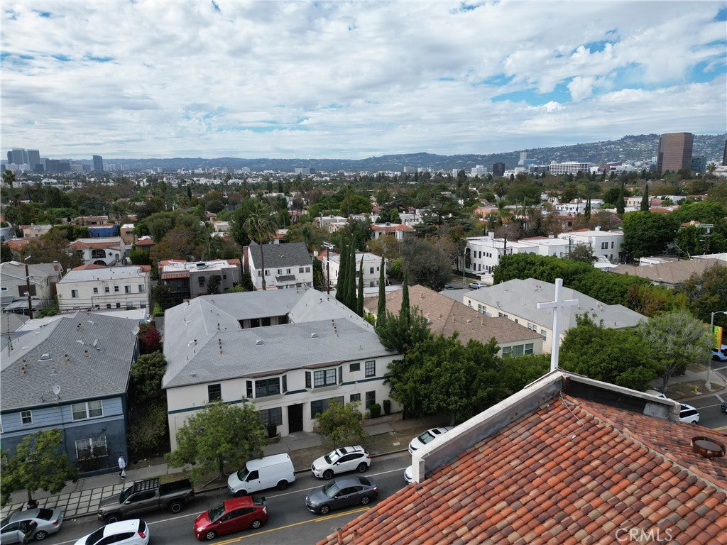 1215 S Fairfax