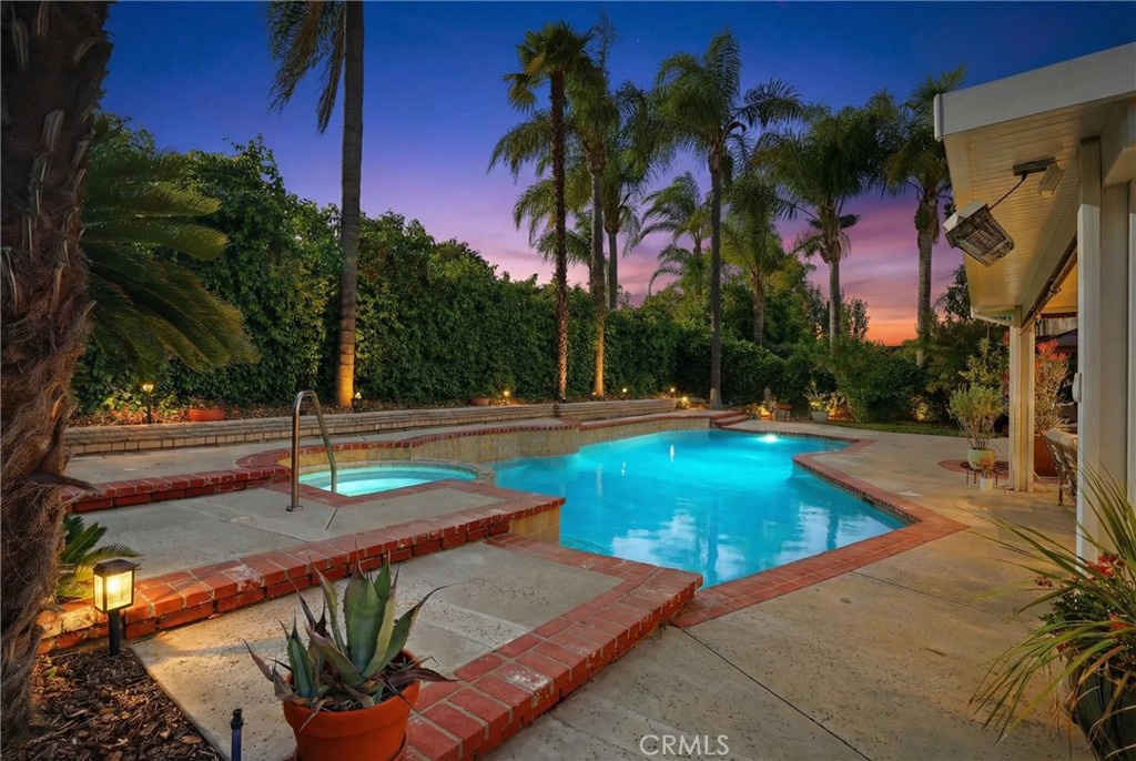 25737 Tamarisk Place