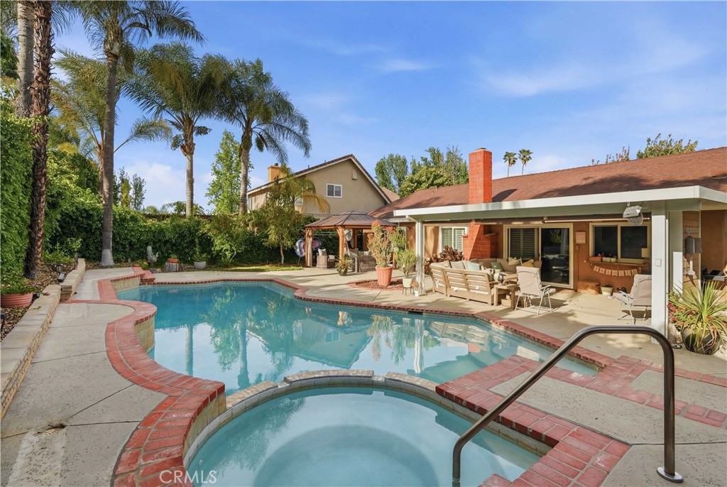 25737 Tamarisk Place