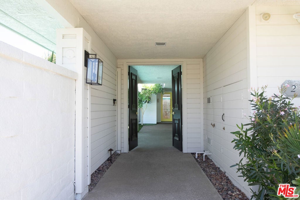 2 Sussex Court