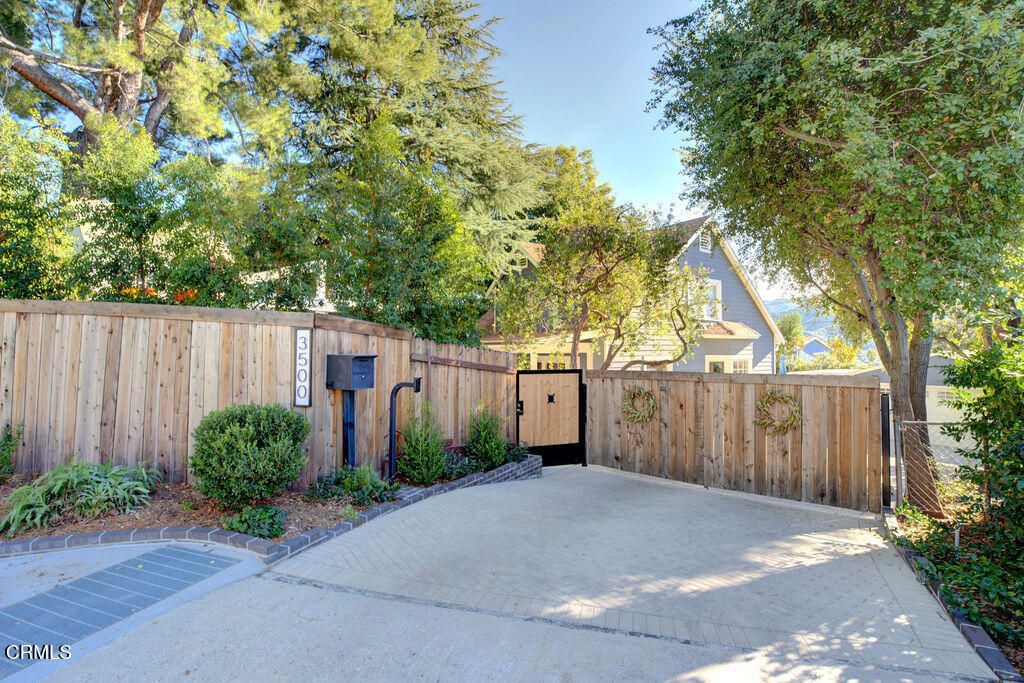 Photo of 3500 Fairchild Street, La Crescenta, CA 91214 (MLS # P1-24927)