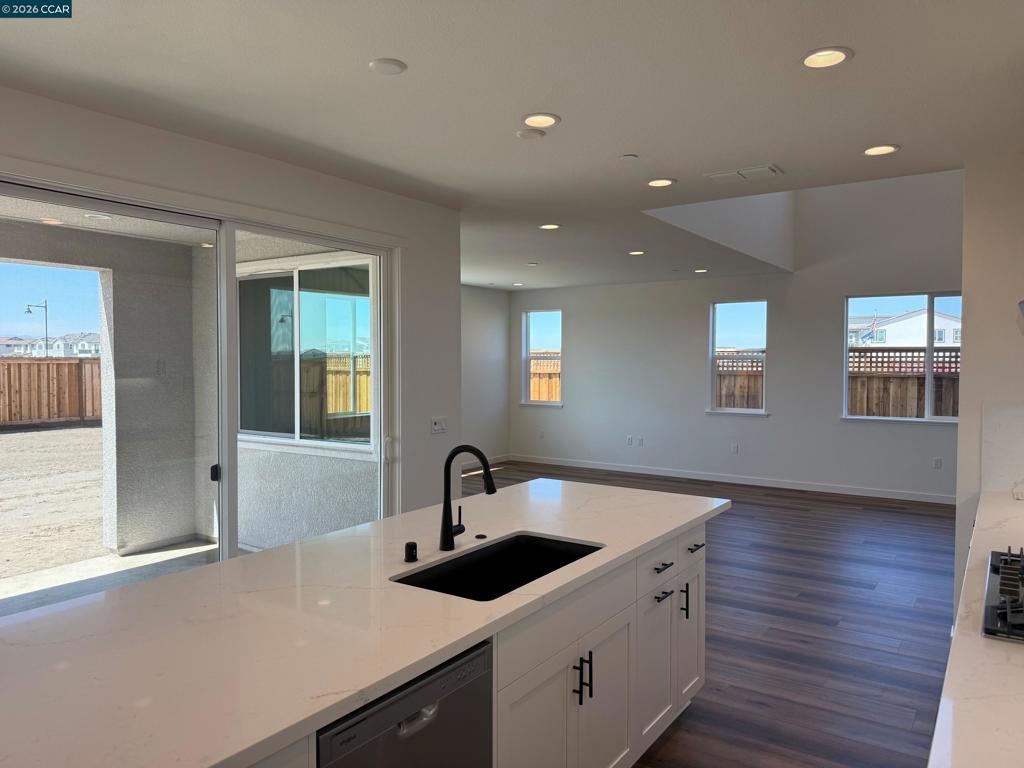 3696 Darnoch Ave.