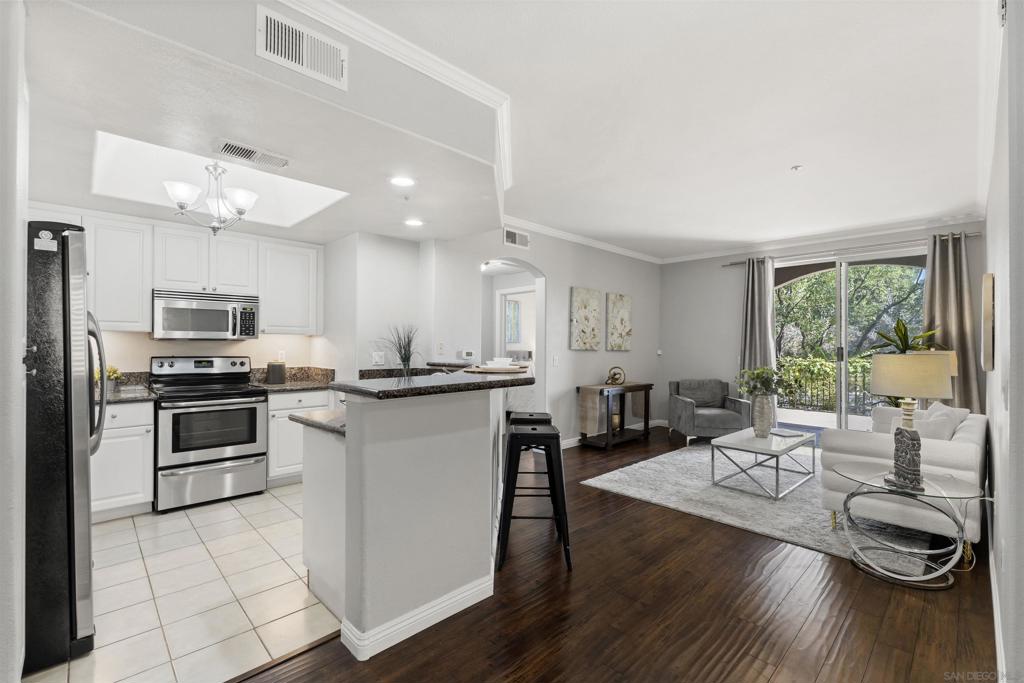 9293 Regents Road C108