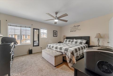 Tiny photo for 613 Flathead River St, Oxnard, CA 93036 (MLS # CV25276152)