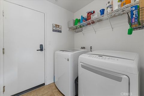 Tiny photo for 613 Flathead River St, Oxnard, CA 93036 (MLS # CV25276152)