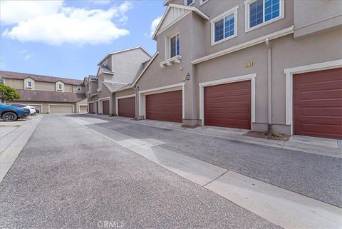 Tiny photo for 613 Flathead River St, Oxnard, CA 93036 (MLS # CV25276152)