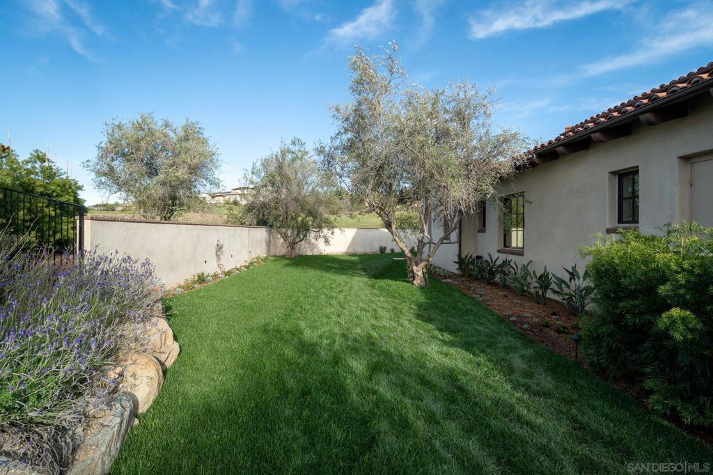 Santaluz - Residential