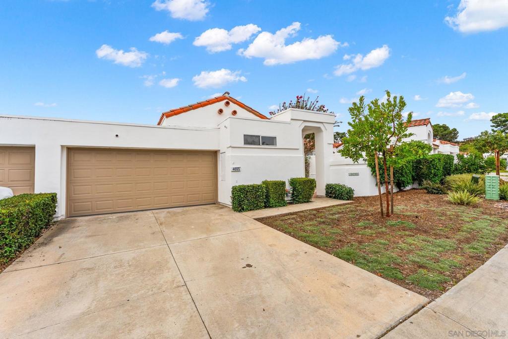 4695 Adra Way