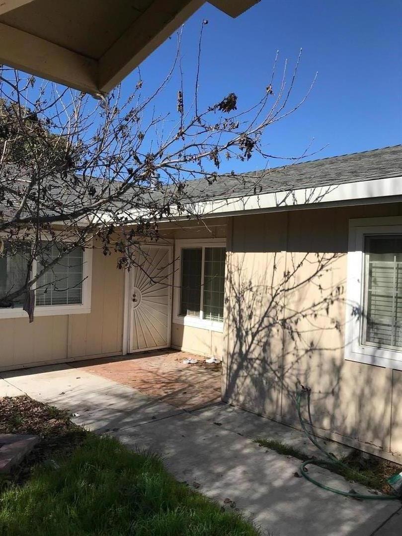 8733 San Pasqual Way