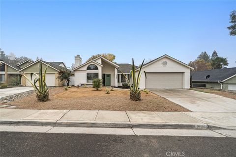 Photo of 928 Austin Court Ct, Paso Robles, CA 93446 (MLS # SC25264795)