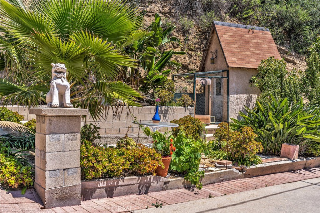 16757 Hillside Drive