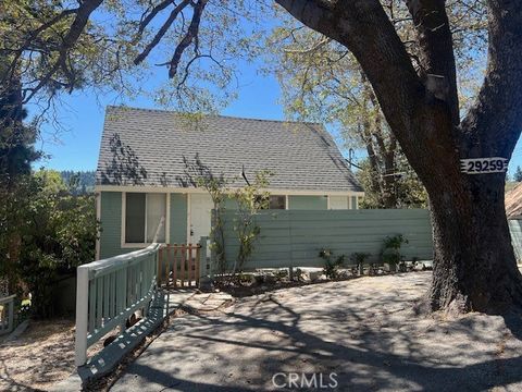 Photo of 29259 Lake Brook Avenue, Cedar Glen, CA 92321 (MLS # IG25216637)