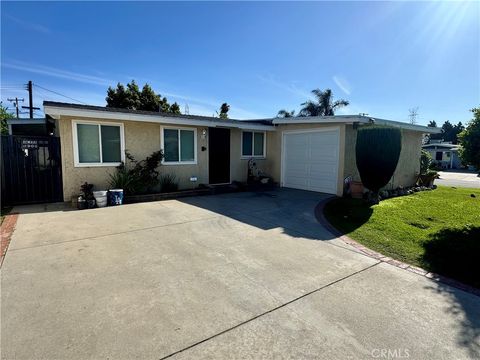 Photo of 17140 E Orkney St, Azusa, CA 91702 (MLS # DW26046772)