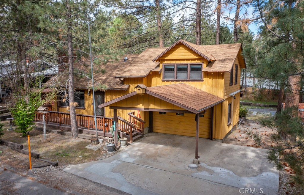 5744 Heath Creek