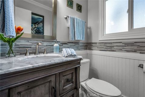 Tiny photo for 23403 Windom Street, West Hills, CA 91304 (MLS # SR26039046)