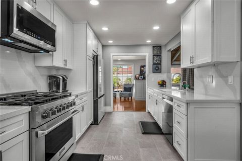 Tiny photo for 23403 Windom Street, West Hills, CA 91304 (MLS # SR26039046)