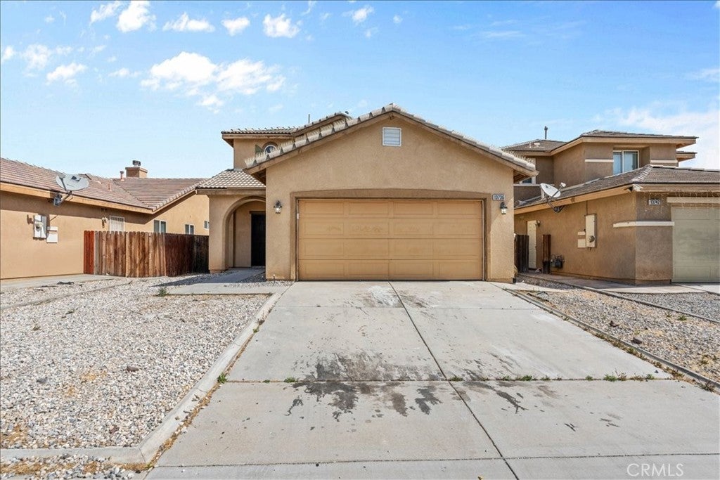 13736 Sunshine Terrace
