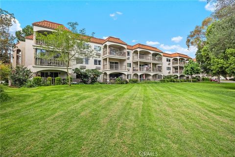 3498 Bahia Blanca W 2F Laguna Woods CA 92637