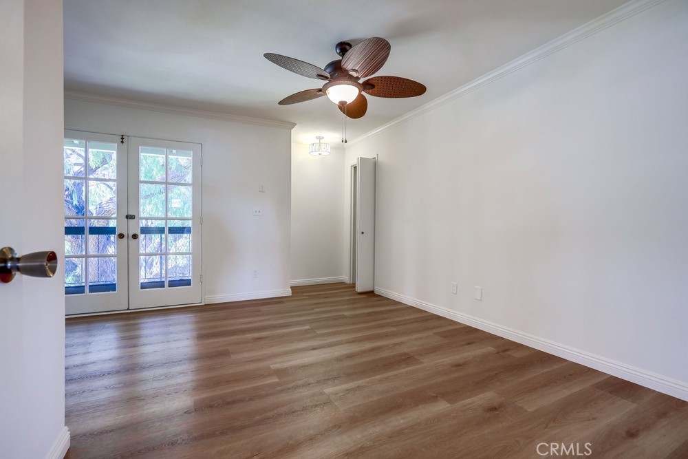 Rossmoor Townhouse Asso - Residential