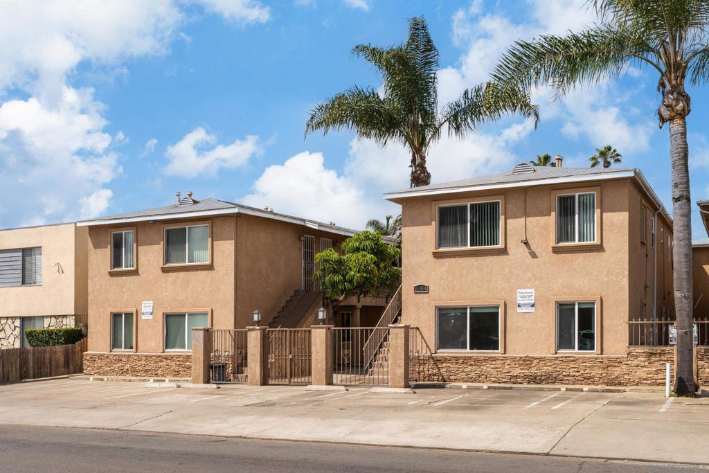 REMODELED 1 Bed 1 Bath in the heart of Normal Heights, Newer Kitchen & Bath, New Stove, Refrigerator & Dishwasher, Newer Flooring, Newer Paint, Common Area Laundry, 1 Reserved Parking Space. (Please preview this residence prior to submitting an application).