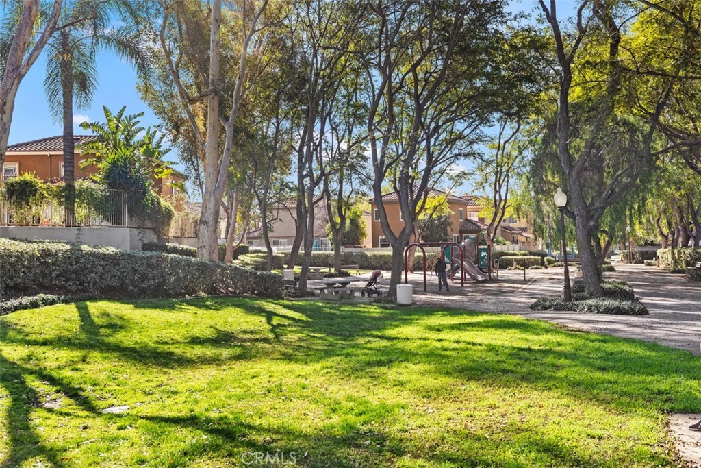 Lyon Promenade (LYPM) - Residential