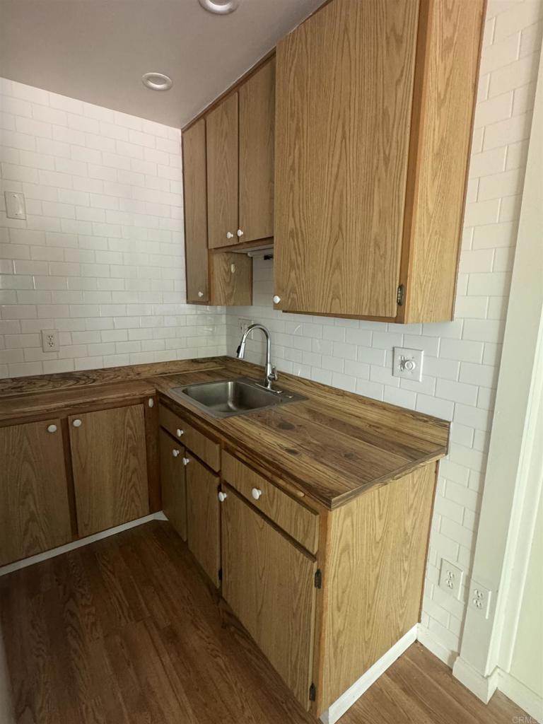 3776 Alabama Street C309