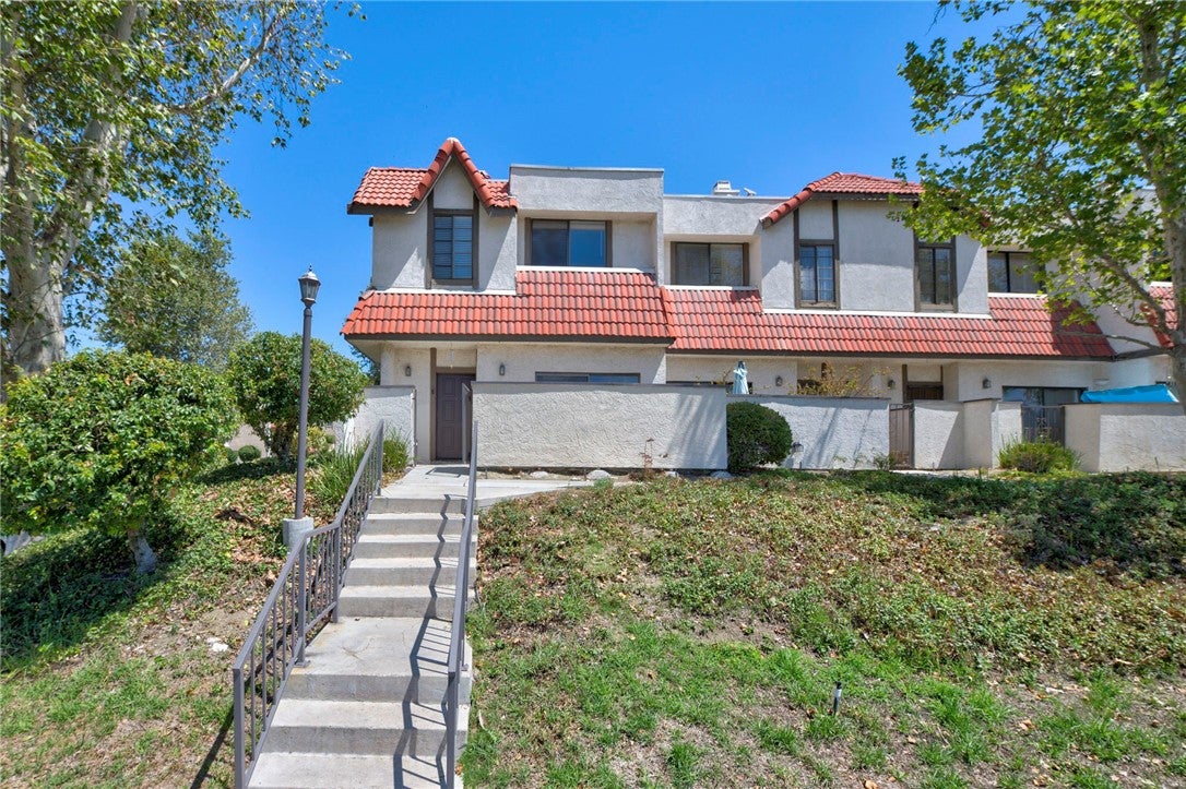 27610 Nugget Drive 1