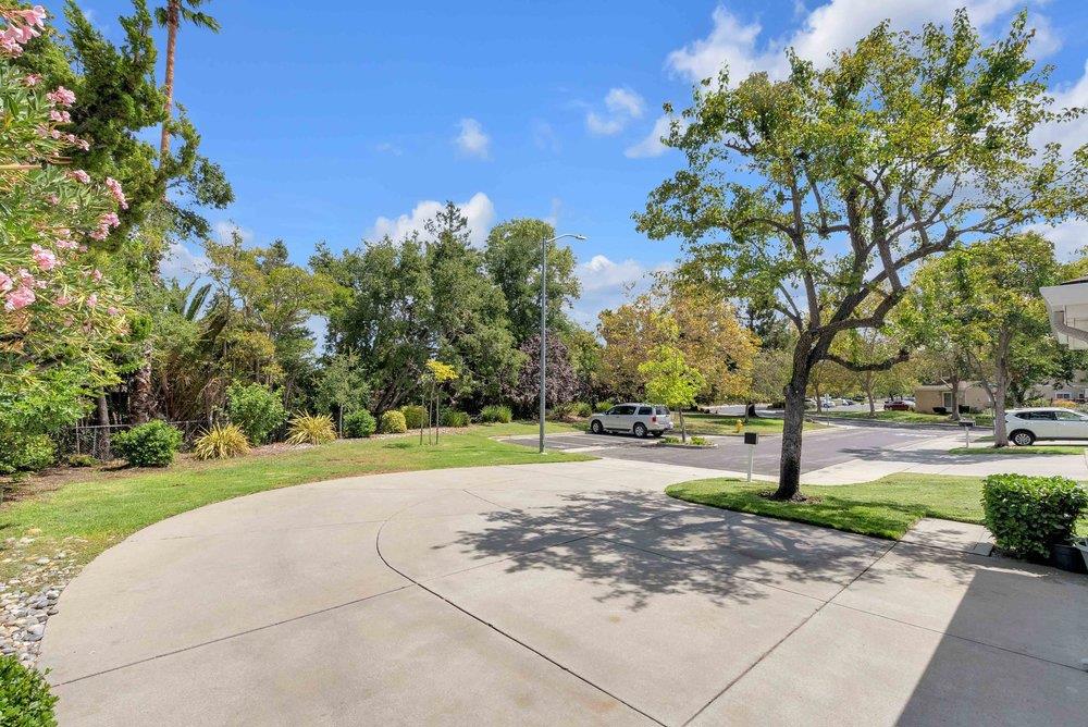 11501 Sunrise Spring Court