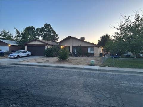Photo of 43001 38th ST W, Lancaster, CA 93536 (MLS # IV26147119)