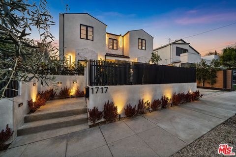 1717 Courtney Avenue Los Angeles CA 90046