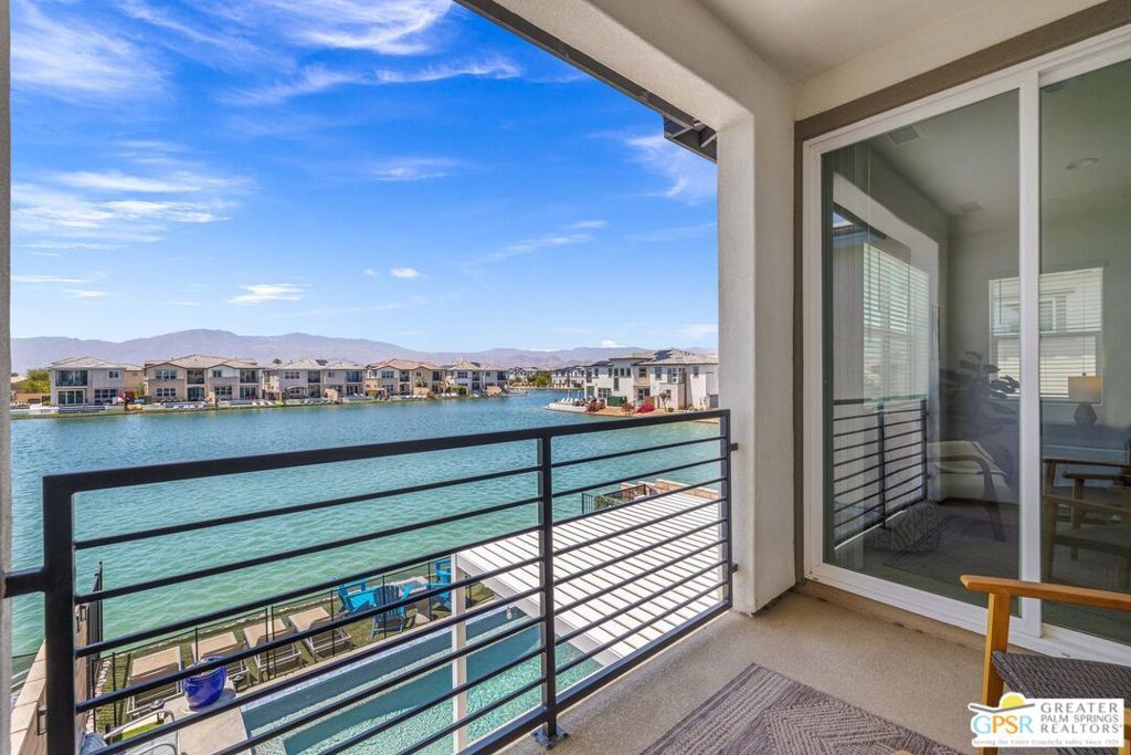listing image 130723397499217481942