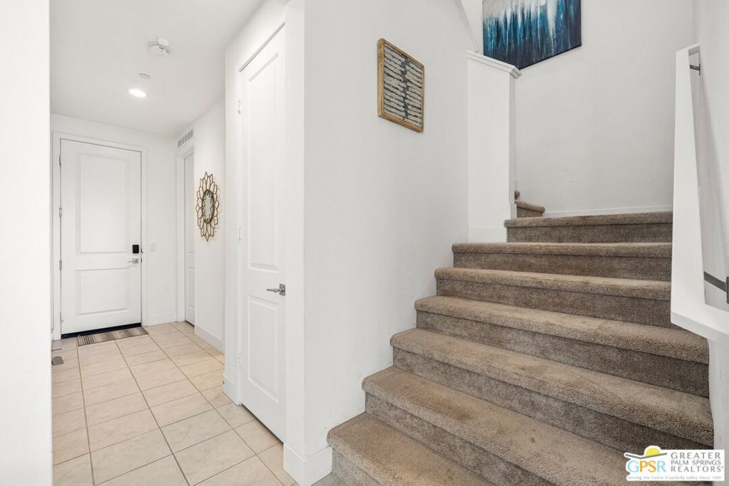 listing image 130728585560247541352