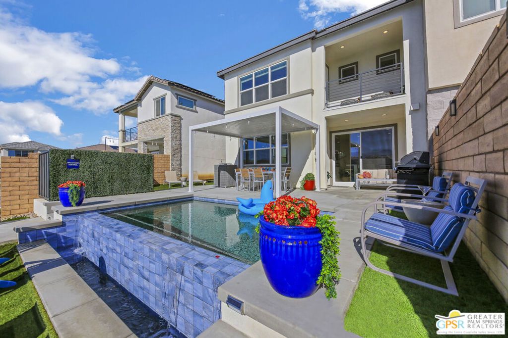 listing image 130728995936647158795