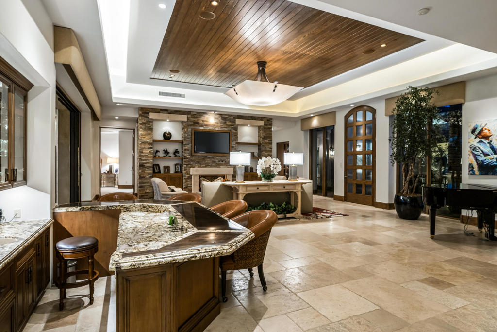 The Hideaway - Residential