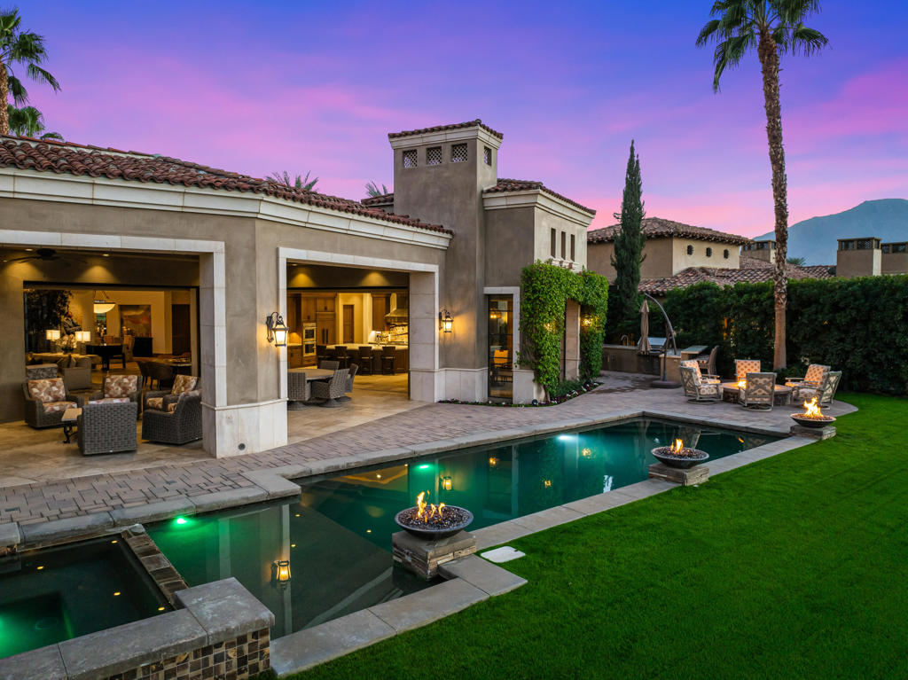 The Hideaway - Residential