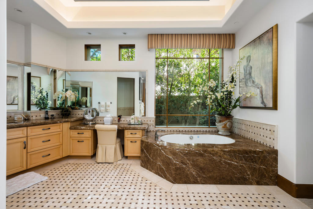 The Hideaway - Residential