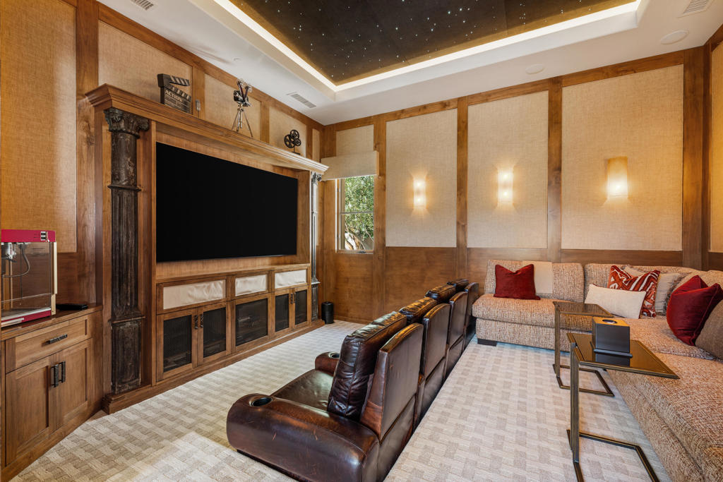 The Hideaway - Residential