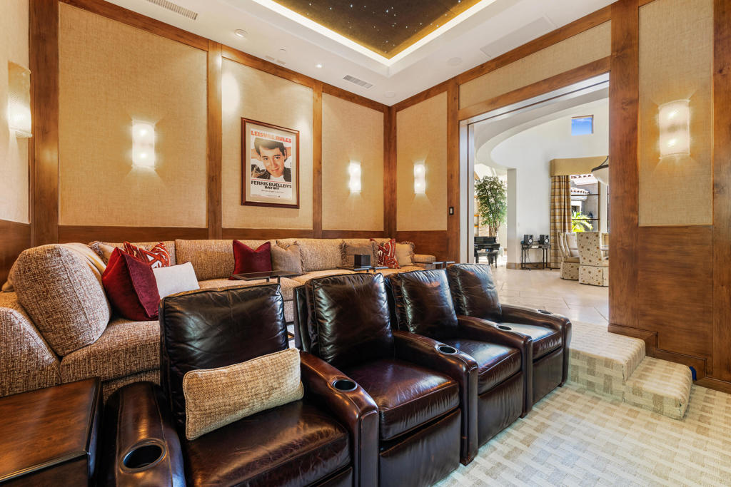 The Hideaway - Residential