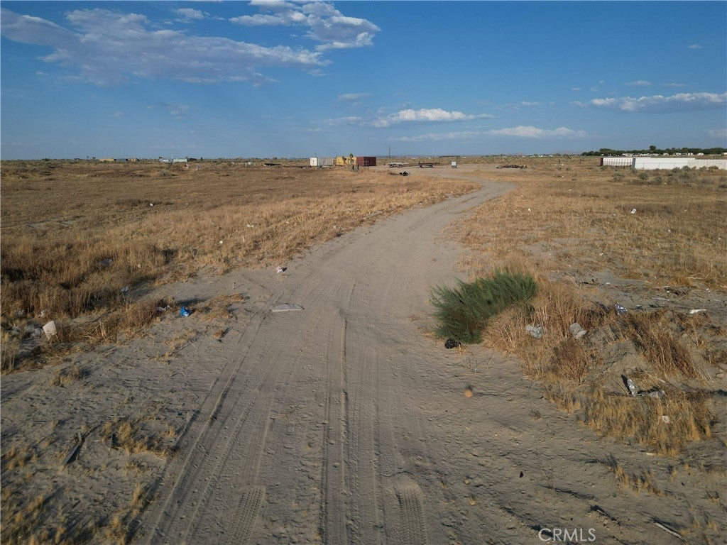 5 E Avenue G-12