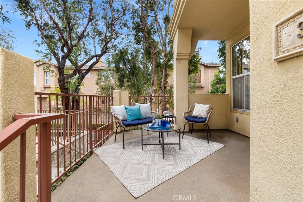 343 W Summerfield Circle
