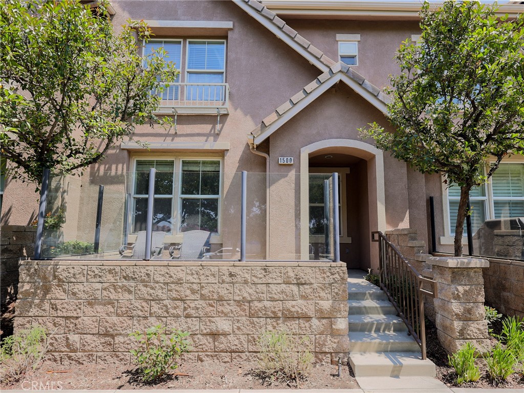 Beautifully Updated Condo in the Desirable Foothill Walk Community of Upland
Welcome to this stunning and spacious 3-bedroom, 2.5-bath condo nestled in the heart of the highly sought-after Foothill Walk community. With 1,504 sq ft of thoughtfully designed living space and an attached 2-car garage, this home combines comfort, style, and convenience.
Step inside and be greeted by a bright and inviting floor plan that seamlessly blends modern updates with timeless charm. The main level features elegant ceramic tile flooring, crown molding, kitchen has large walk in pantry. Upstairs, plush carpeting, along with a convenient laundry room equipped with a brand-new washer and dryer. All bedrooms located upstairs along with 2 full bathrooms, 1/2 bathroom located down stairs.
Enjoy your own private, glass-enclosed patio—perfect for morning coffee or evening relaxation. The home also includes monthly professional alarm monitoring for added peace of mind.
Residents of Foothill Walk enjoy access to a sparkling community pool, relaxing spa, BBQ area, and beautifully maintained common areas. Ideally located near top-rated schools, scenic parks, local dining spots, shopping, and with easy access to major freeways and public transportation, this home truly has it all.
Come experience the perfect blend of comfort, convenience, and community—schedule your private tour today and make this exceptional condo your new home!
