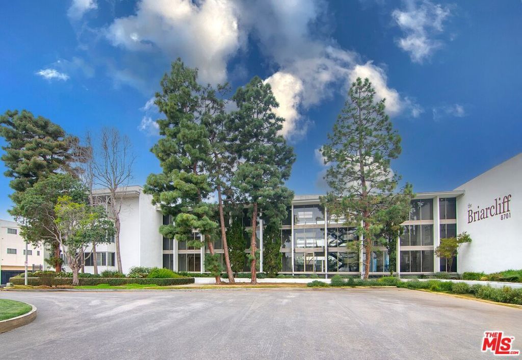 Photo of 8701 Delgany Avenue #208, Playa Del Rey, CA 90293 (MLS # 26648313)