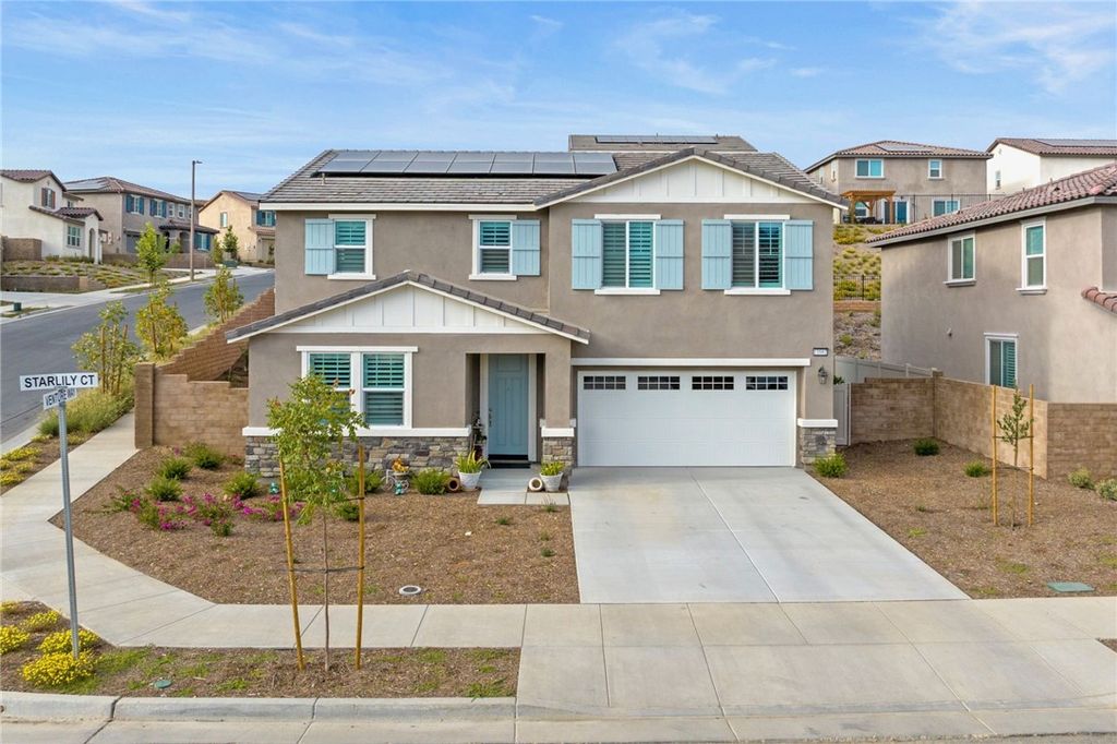 Photo of 11662 Starlily Court, Corona, CA 92883 (MLS # IG25229671)